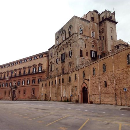 Апартаменты Palermhost Палермо Экстерьер фото